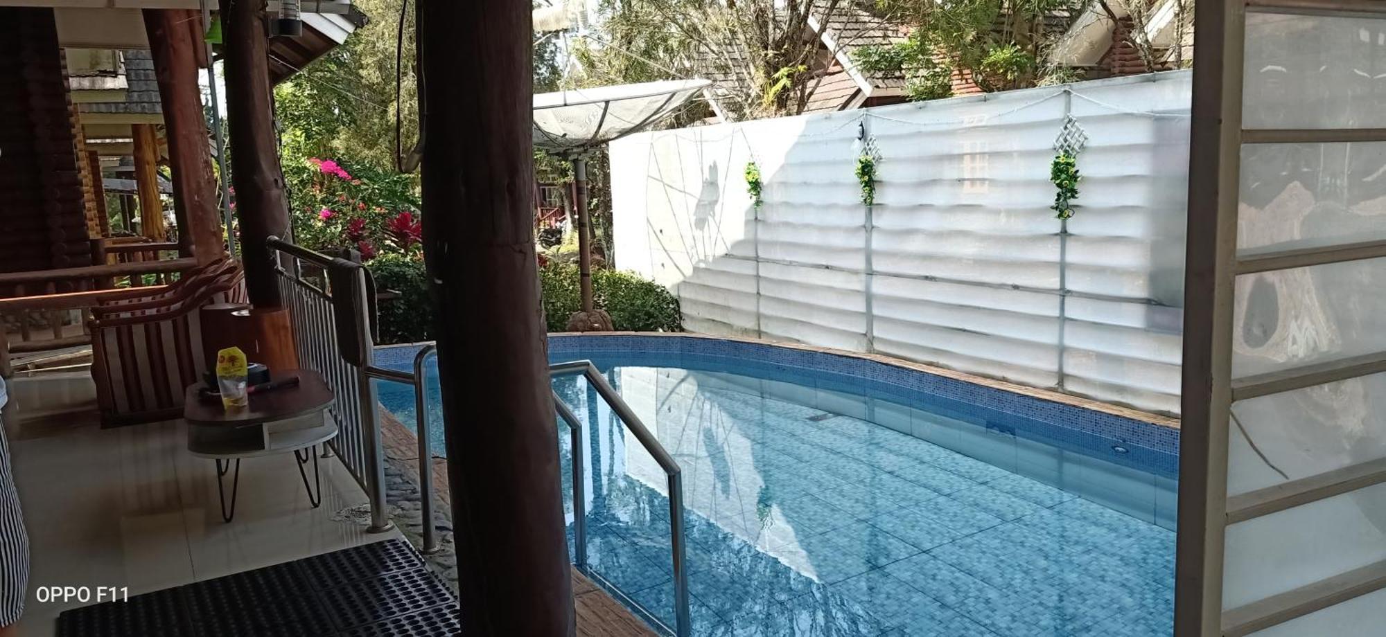 Vila Kota Bunga Private Pool Puncak Δωμάτιο φωτογραφία